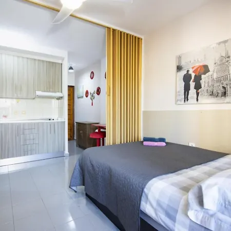 Apartment Alegria Id 76 *